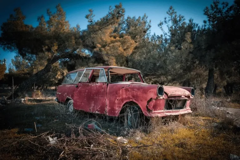 Hai deciso di vendere la tua auto a Mendrisio? Ti offriamo una valutazione chiara, un contatto diretto e la possibilità di concludere la vendita in tempi rapidi.